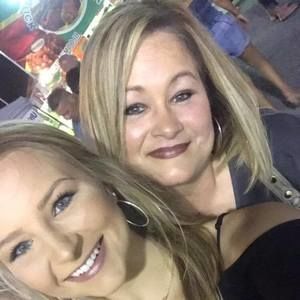 Meet your Posher, Sandy